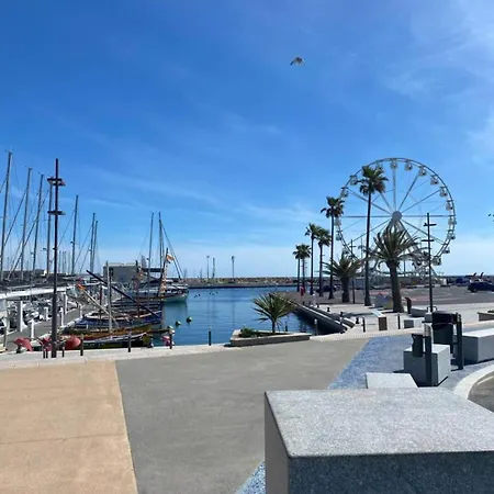 5canetp36 -t2 Avec Clim, Loggia Et Vue Marina, A Deux Pas De La