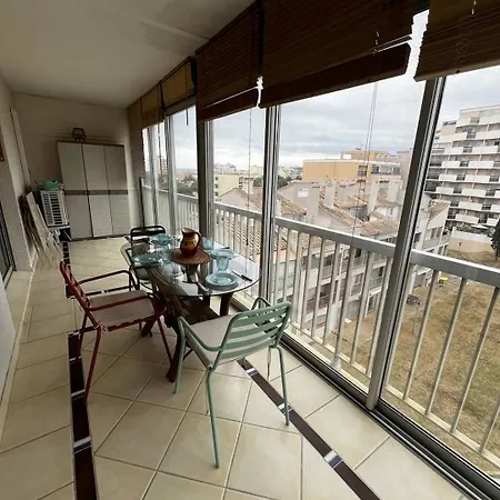 Apartmán 5canetp36 -t2 Avec Clim, Loggia Et Vue Marina, A Deux Pas De La