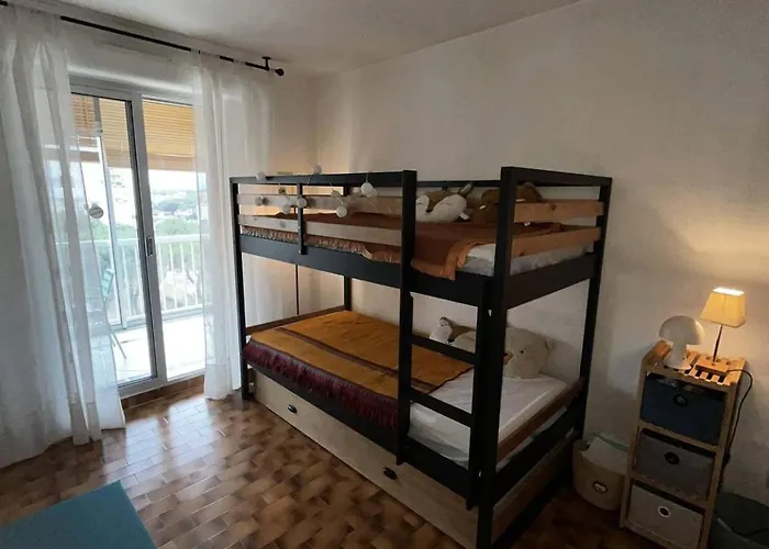Appartement 5canetp36 -t2 Avec Clim, Loggia Et Vue Marina, A Deux Pas De La *